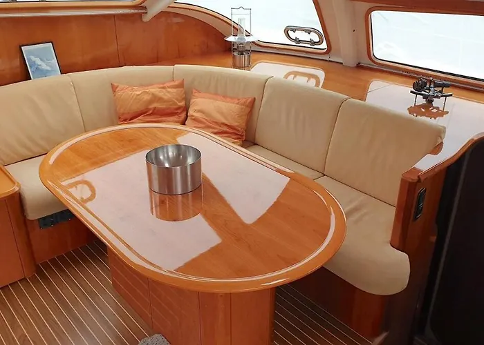 Bådhotel One Catamaran Ponta Delgada